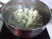 鲜甜茄汁花菜做法图解4)