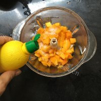 美味的双色慕斯流心蛋糕做法图解18)