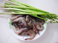 简单版芦笋炒虾仁做法图解1)