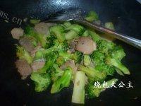 家常西兰花炒咸肉