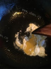 珍馐美味的火腿蛋炒饭做法图解2)