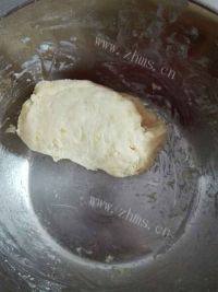 自制豆沙一口酥做法图解4)