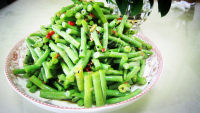 香辣米椒拌豇豆做法图解6)