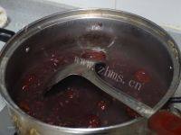 美味早餐黑米红枣粥做法图解9)