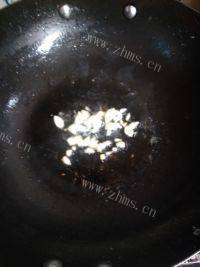 营养丰富的清炒佛手瓜做法图解3)