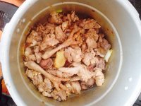 喷香酱香鸡肉块做法图解8)