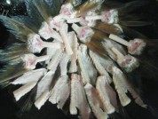 美味的红萝卜鱼骨汤做法图解2)