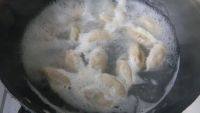 简易的胡萝卜饺子