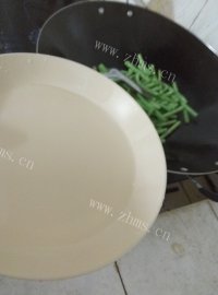 家常菜蚝油炒豆角做法图解5)