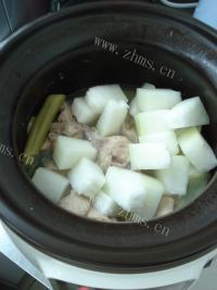 美味的冬瓜鸭汤做法图解6)