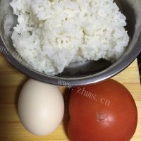 美味的番茄蛋炒饭做法图解1)