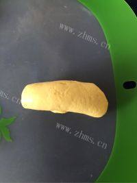 自制奶香面包做法图解6)