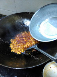 好吃的烂肉豆腐盖浇饭做法图解6)