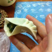 自制韭菜猪肉饺子做法图解5)