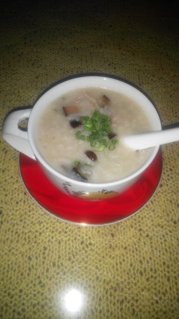DIY皮蛋瘦肉粥