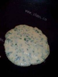DIY美食-韭菜鸡蛋饼做法图解7)