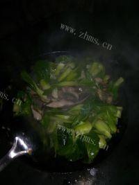蘑菇炒油菜做法图解6)
