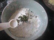 自制意式比萨蛋糕做法图解3)