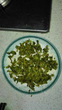 家常菜香椿拌豆腐做法图解5)