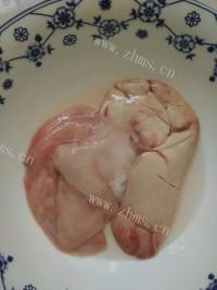 家常菜丑鱼豆腐汤做法图解3)