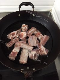 家常菜糖醋排骨做法图解2)