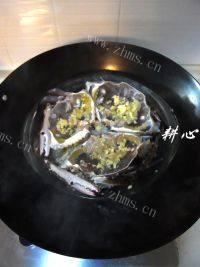 美味的清蒸梭子蟹做法图解6)