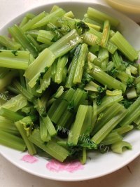 可口的蠔油芹菜做法图解1)