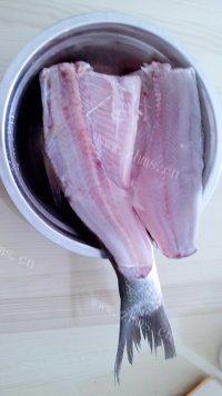 家常烤鱼做法图解1)