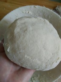 色味俱佳的葱油饼做法图解1)