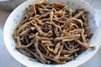 家常菜干豆角炖五花肉做法图解1)