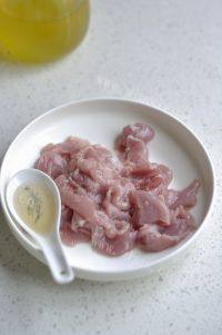 鲜香美味青椒肉片做法图解3)