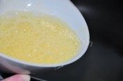 家常菜海蛎炒蛋做法图解3)