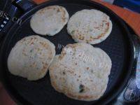 香味四溢的豆渣葱花饼