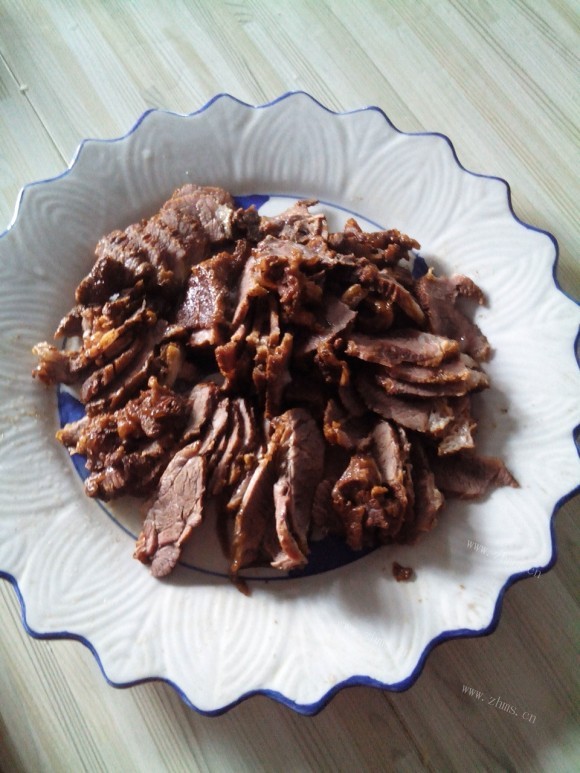 鲜美可口的酱牛肉
