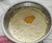 美味的肉松饼干棒做法图解2)