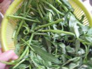 家常菜蒜末空心菜做法图解2)