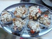 家常菜蒜茸粉丝蒸带子做法图解4)