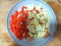 营养早餐苹果胡萝卜米糊的做法图解二