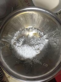 香脆的可可黑巧曲奇做法图解1)