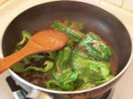 家常菜豆豉虎皮青椒