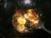 美味的香辣紫苏金钱蛋