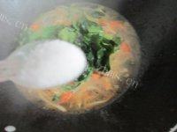 自己做的西红柿菠菜面做法图解7)