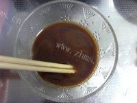 家常菜蚝油手撕包菜做法图解6)