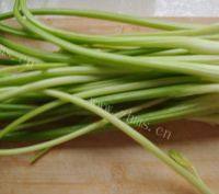 「自制」芹菜炒肉做法图解1)