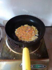 甘脆的胡萝卜鸡蛋饼