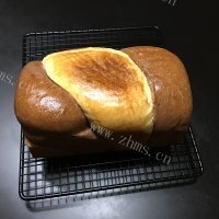 自制可可双色吐司做法图解14)