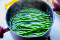 豆角肉馅饺子做法图解7)