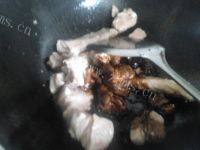 家常菜排骨炖豆角做法图解8)
