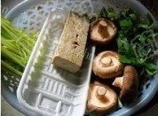 香芹鲜蘑豆糕做法图解1)
