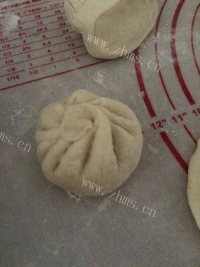 美味的酱肉包子做法图解12)